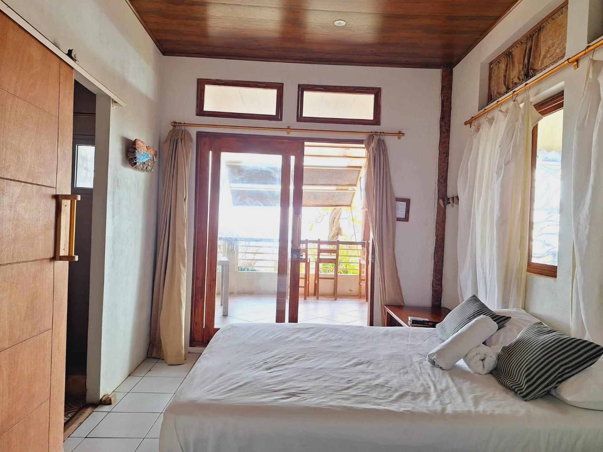 Sirena Surf Lodge Miramar Nicaragua Екстер'єр фото