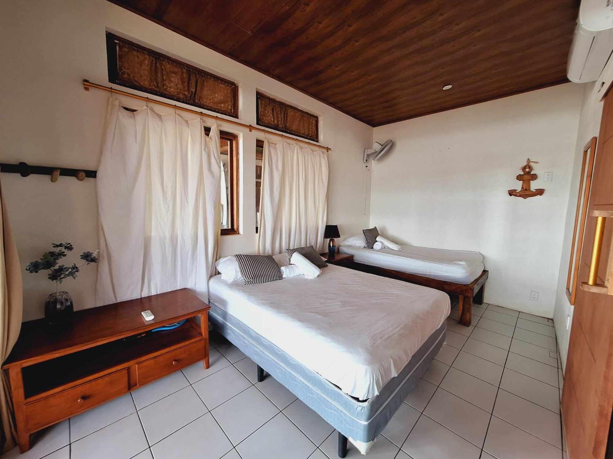 Sirena Surf Lodge Miramar Nicaragua Екстер'єр фото